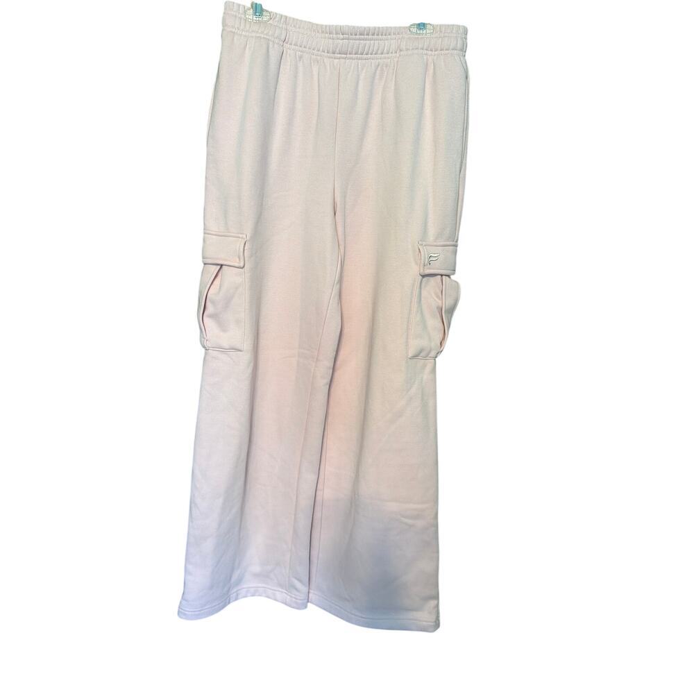 Fabletics Pink Fleece Cargo Pant. Pink. Size Large